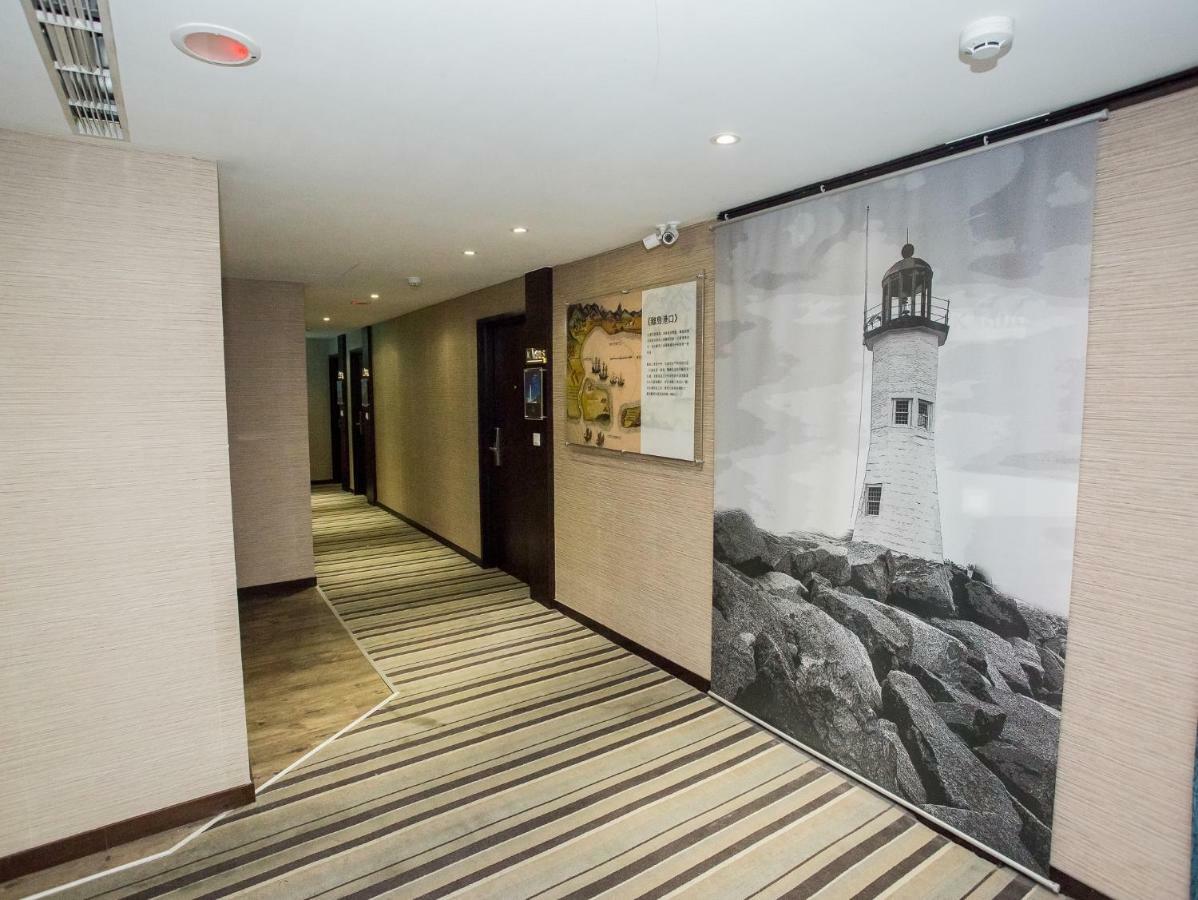 Khan Hotel Kaohsiung Bagian luar foto