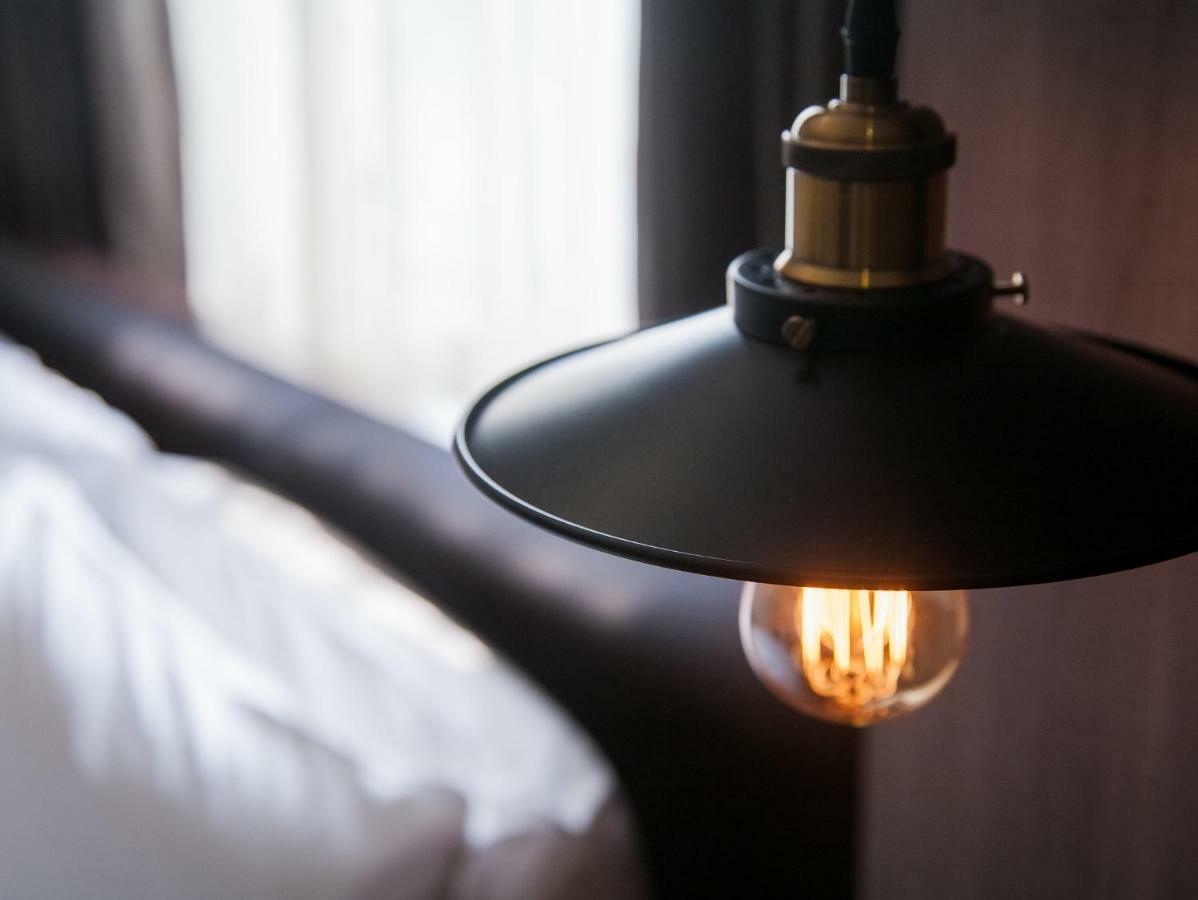 Khan Hotel Kaohsiung Bagian luar foto
